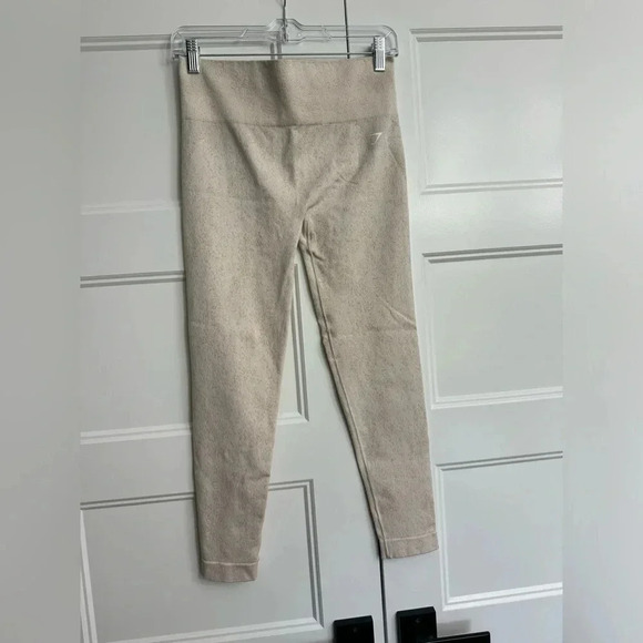 Gymshark Adapt Fleck
Seamless Leggings -
Mineral | Coconut White -
Large - Picture 1 of 4